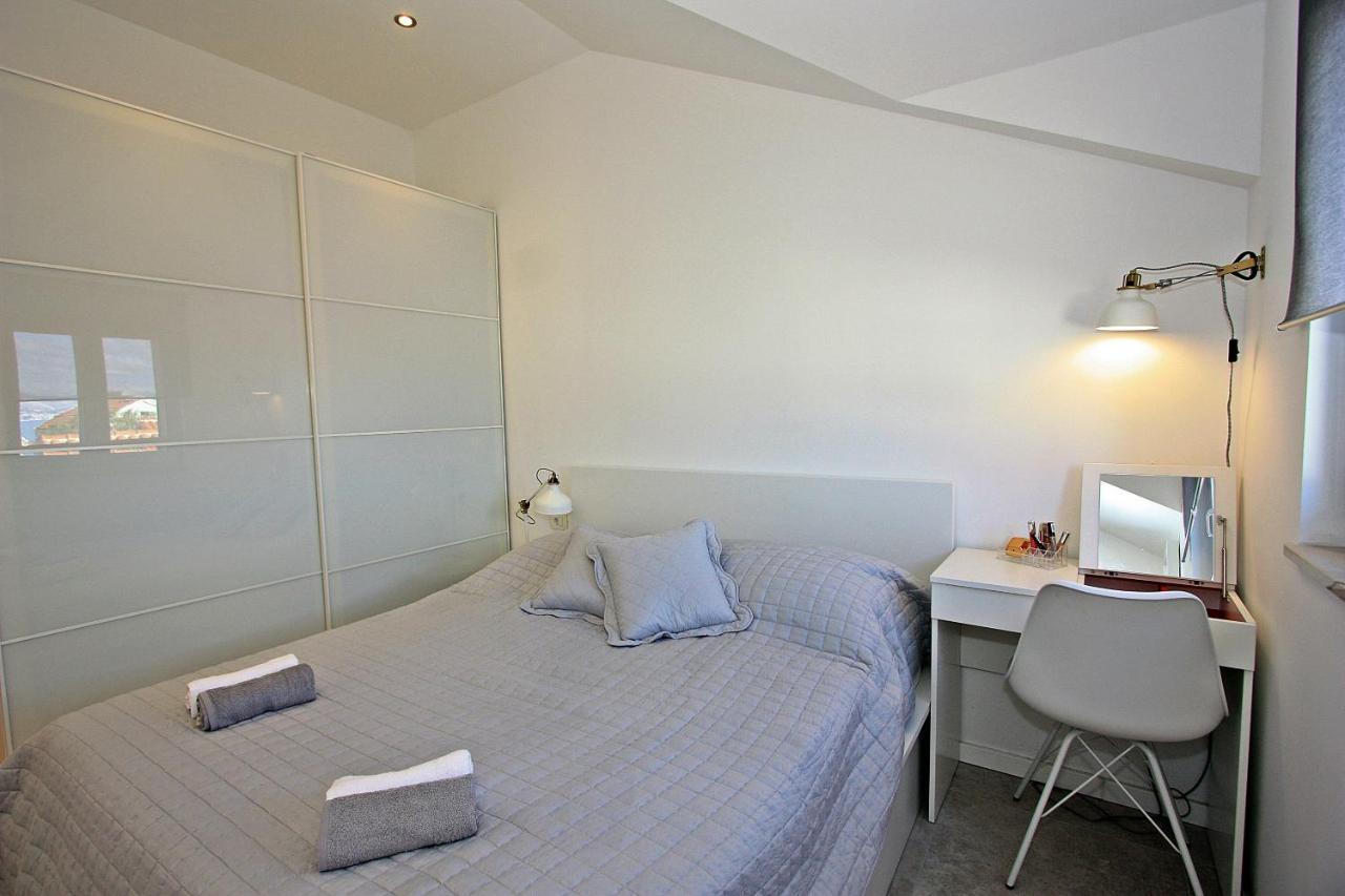 Apartman Ivana Supetar Εξωτερικό φωτογραφία
